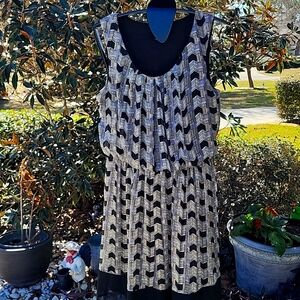 AGB dress yellow,white, and black